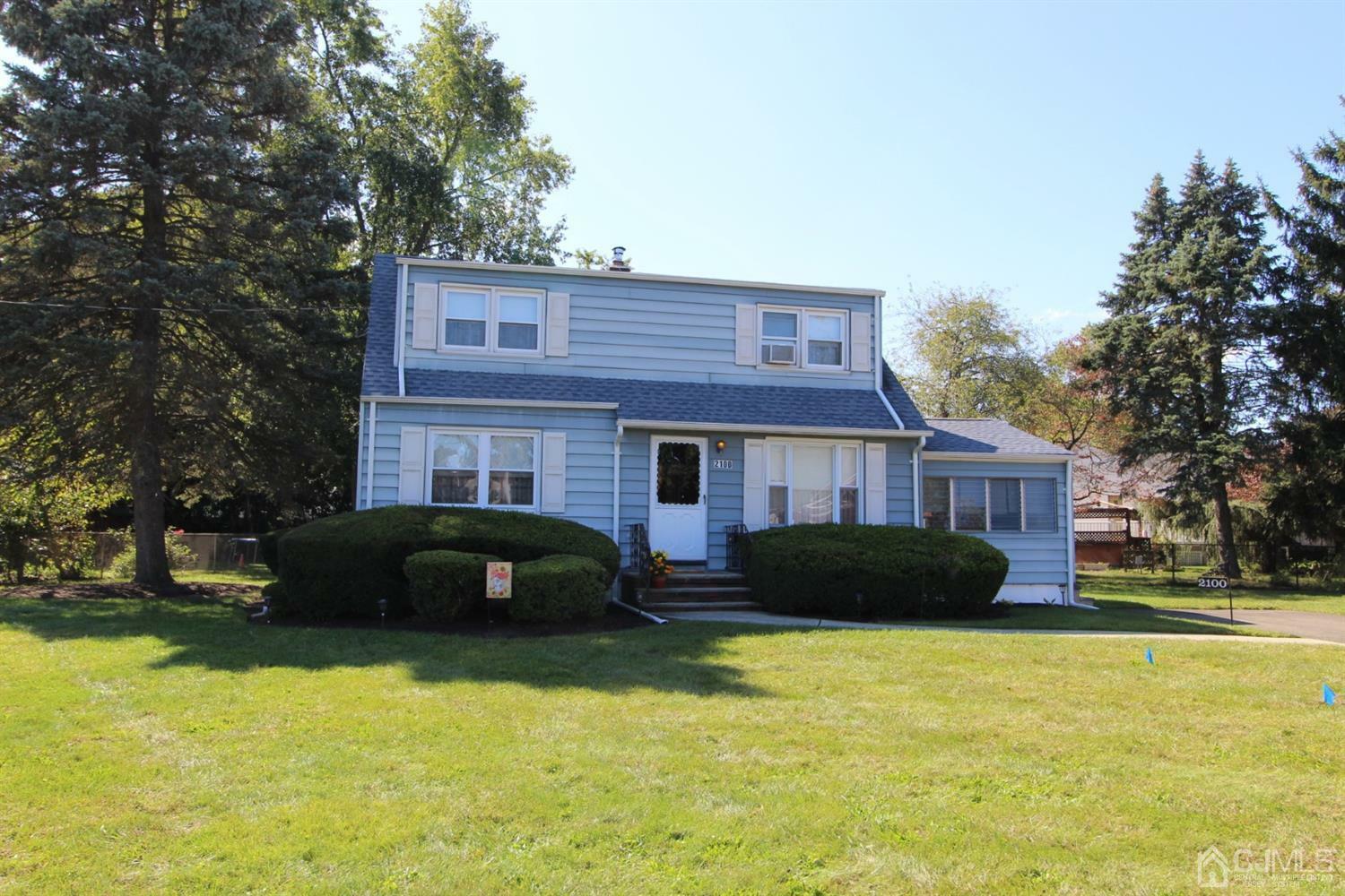 Property Photo:  2100 Orchard Drive  NJ 07080 