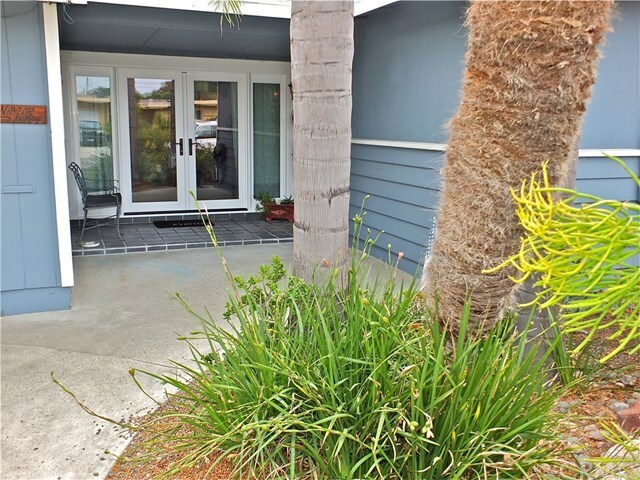 Property Photo: 1902 Pattiz Avenue CA 90815