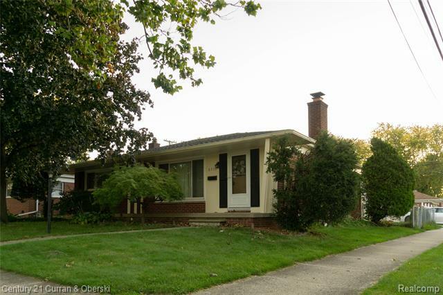 Property Photo:  8539 Kinmore Street  MI 48127 