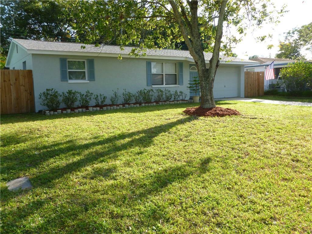 Property Photo:  6870 83rd Avenue N  FL 33781 