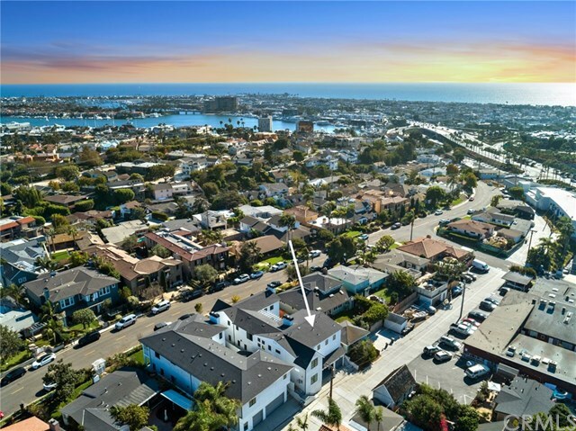Property Photo:  417 Holmwood Drive  CA 92663 