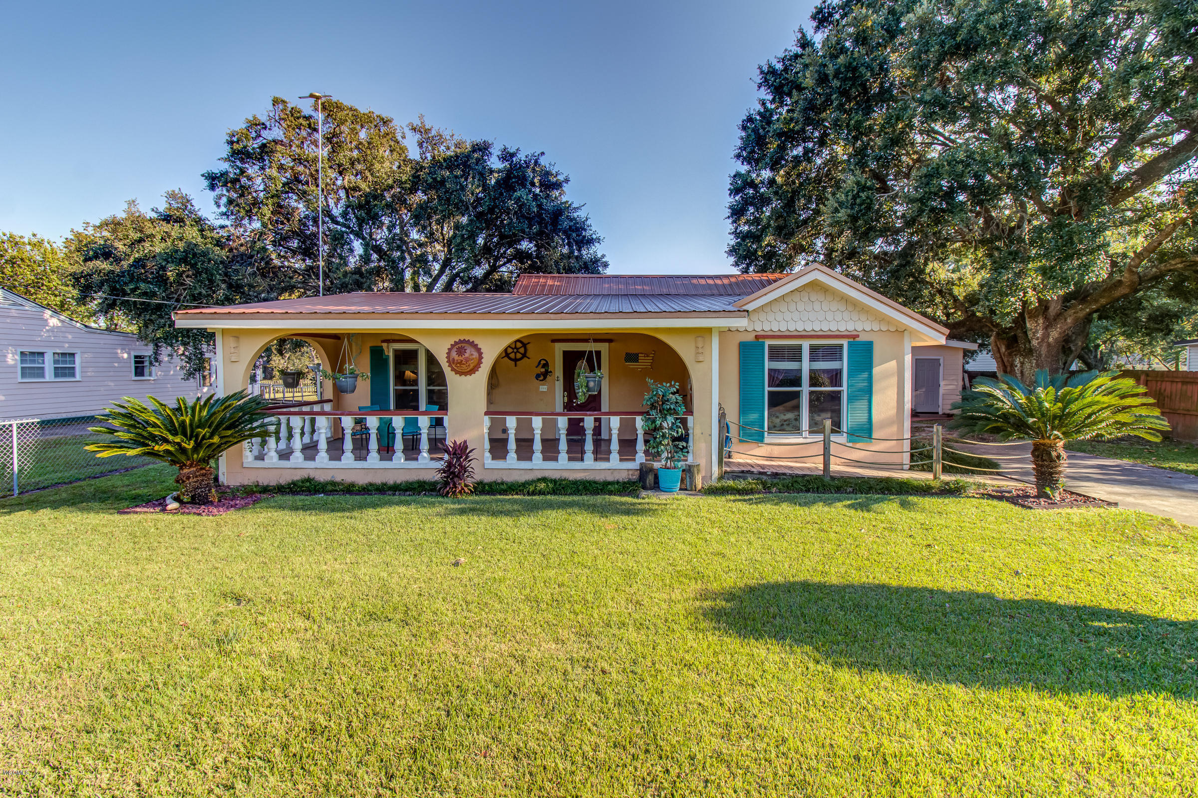 Property Photo:  1123 E Old Pass Road  MS 39560 