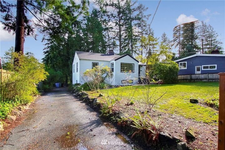 Property Photo: 14540 Wallingford Avenue N WA 98133