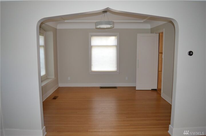 Property Photo: 717 N 78th St WA 98103