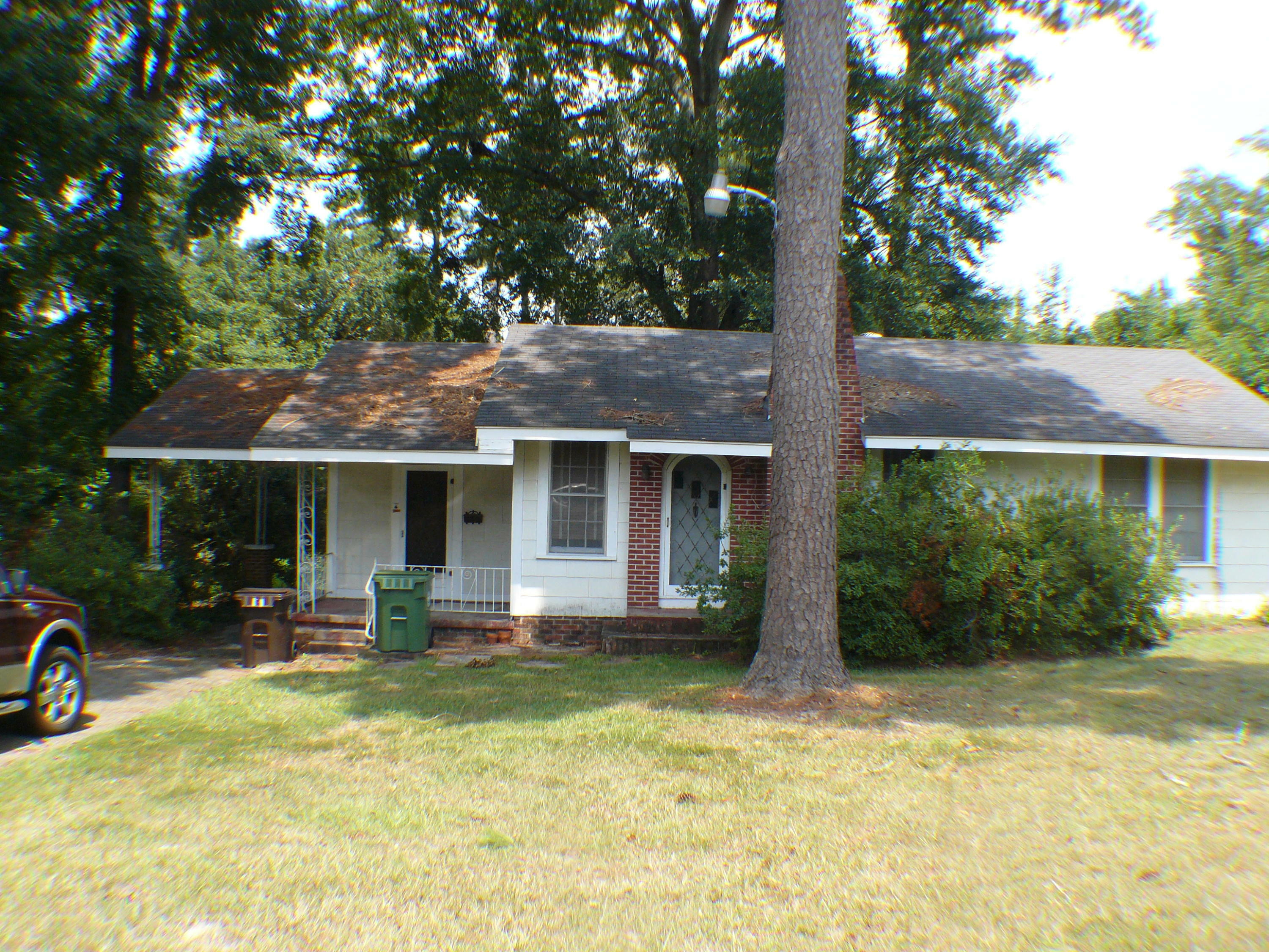 Property Photo:  1509 W 7th St.  MS 39401 