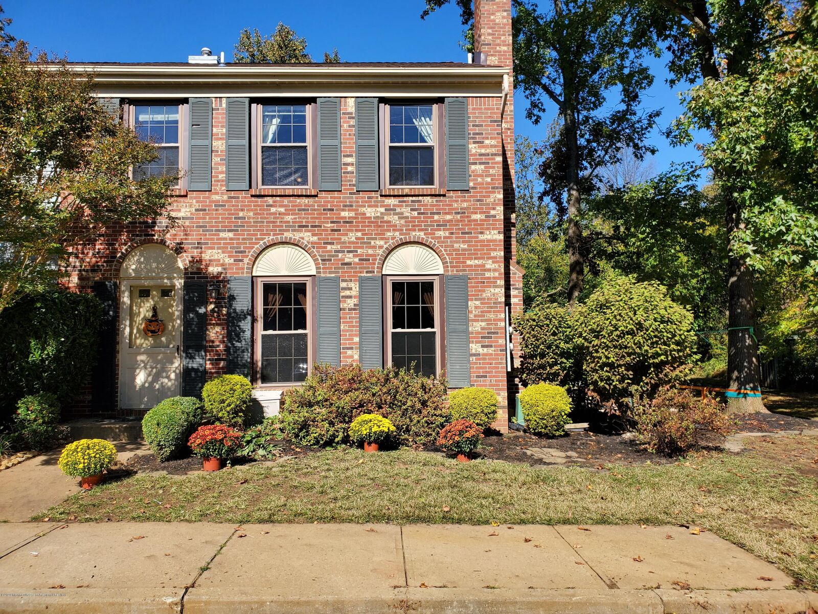 Property Photo:  3 Eastwick Court  NJ 07728 