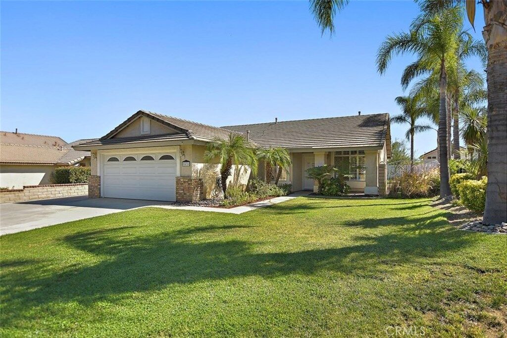 Property Photo:  8476 Yarrow Lane  CA 92508 