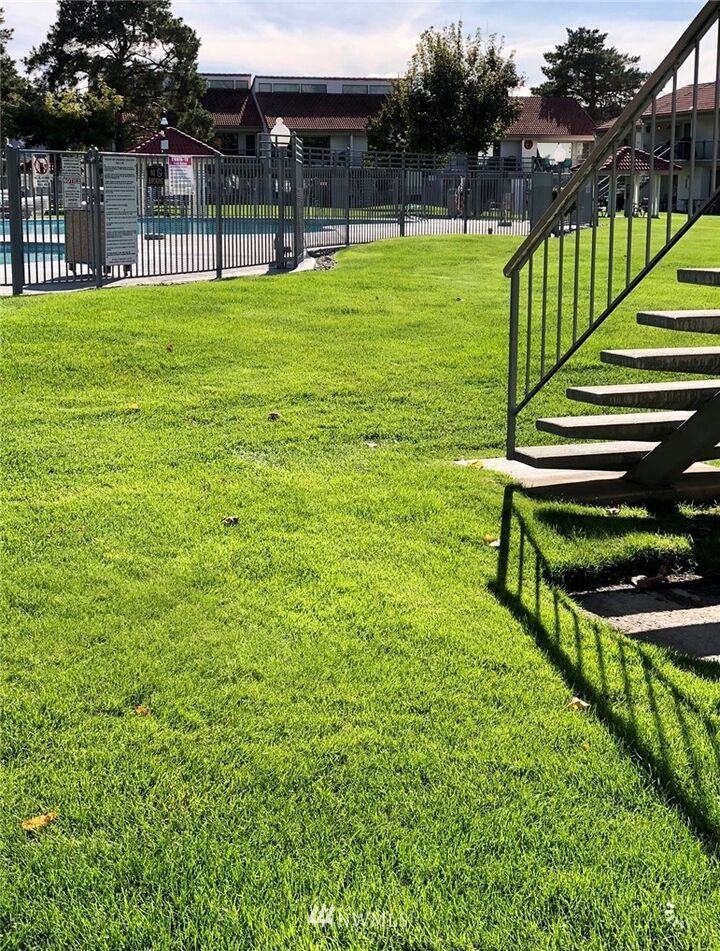 Property Photo: 8903 Crescent Bar Road NW 183 WA 98848