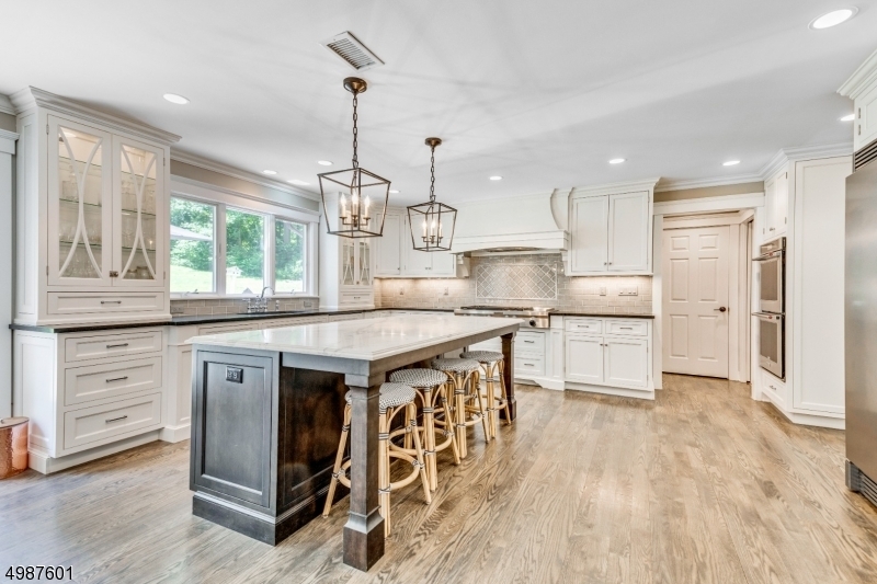 Property Photo: 15 Baxter Farm Rd NJ 07960