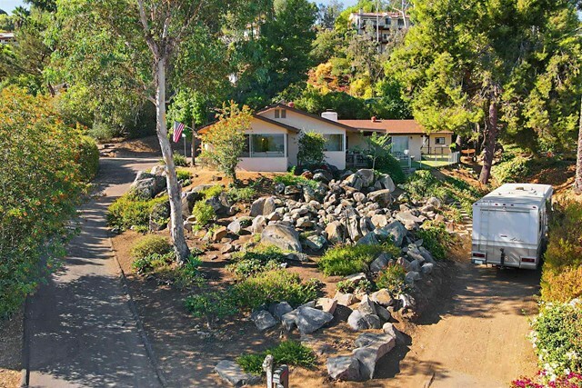 Property Photo:  1496 Lemon Ave  CA 92020 