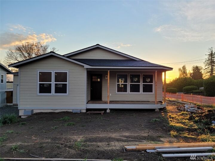 Property Photo: 2715 H Ave WA 98221