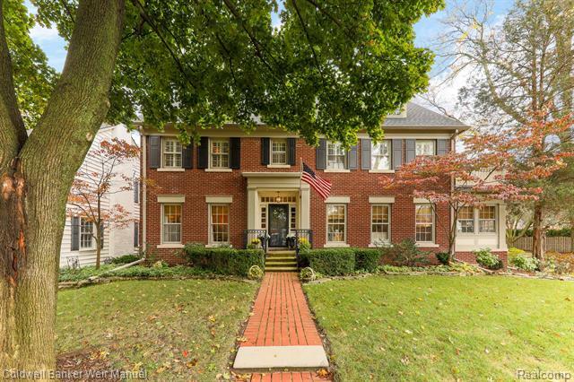 Property Photo: 640 Rivard Boulevard MI 48230