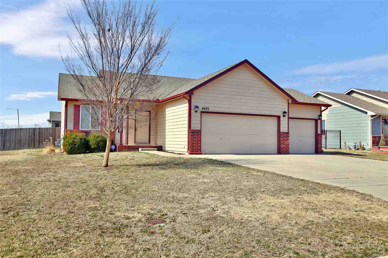 Property Photo:  4433 S Chase Ave  KS 67217 