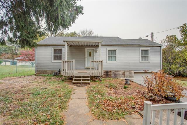Property Photo: 1015 Hollywood Heights Road 62232
