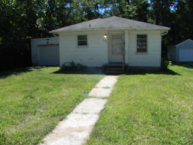 802 Yale St  Mexico MO 65265 photo