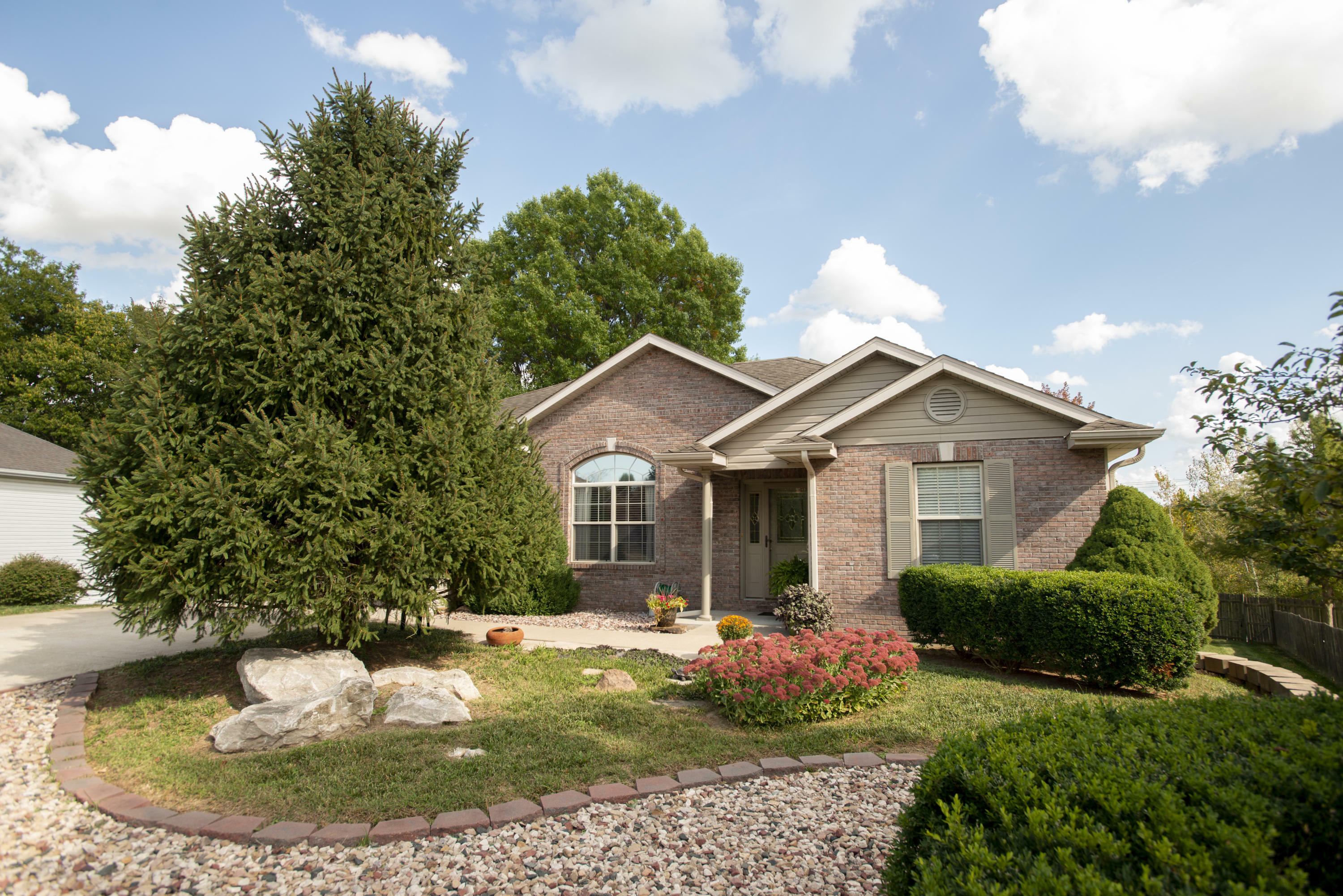 Property Photo:  4508 Crystal Rock Ct  MO 65203 