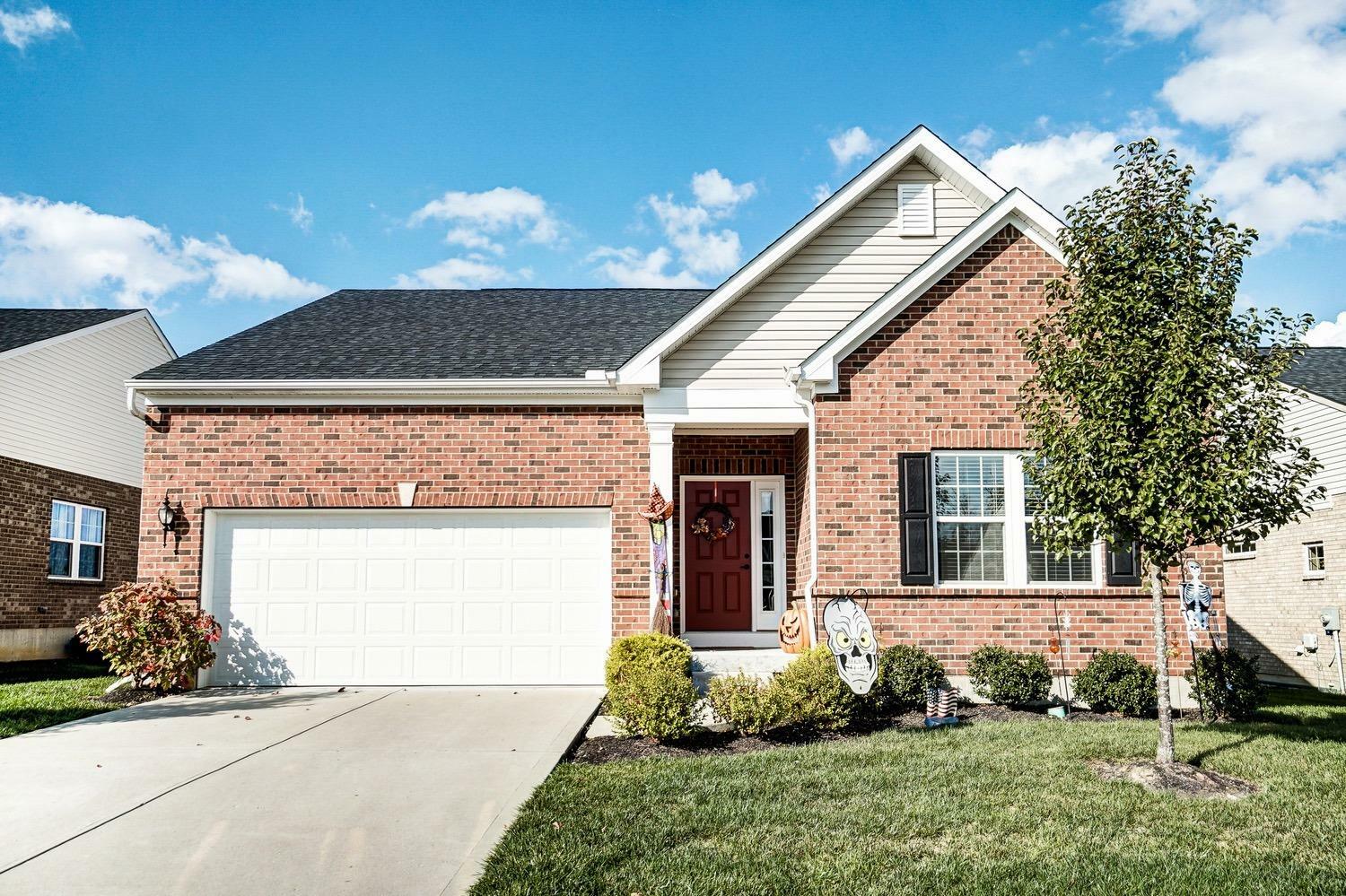 Property Photo: 5279 Venetian Way OH 45152
