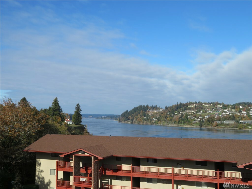 Property Photo:  1602 Naval Ave 25  WA 98312 