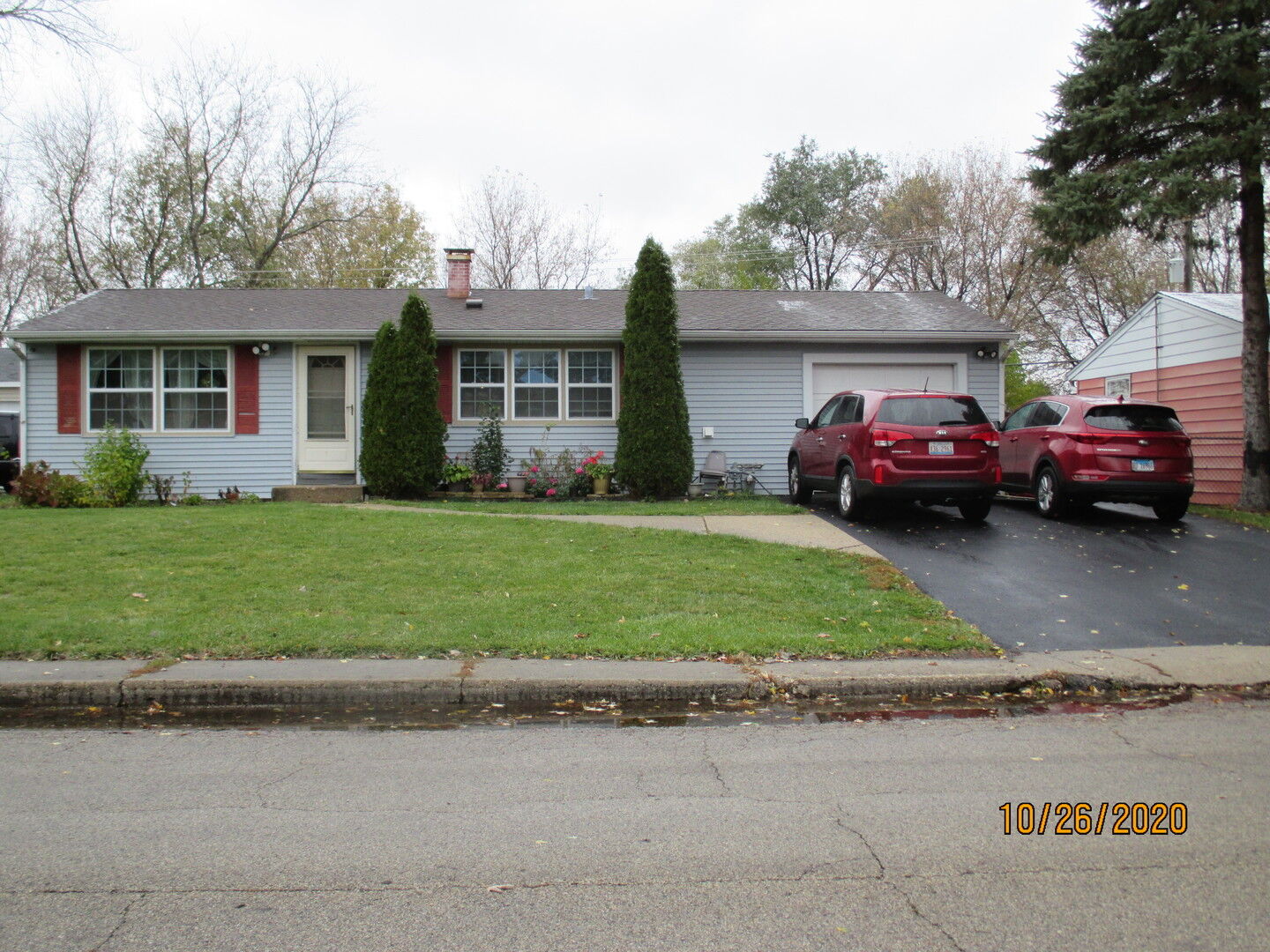 Property Photo:  232 Harrison Street  IL 60110 