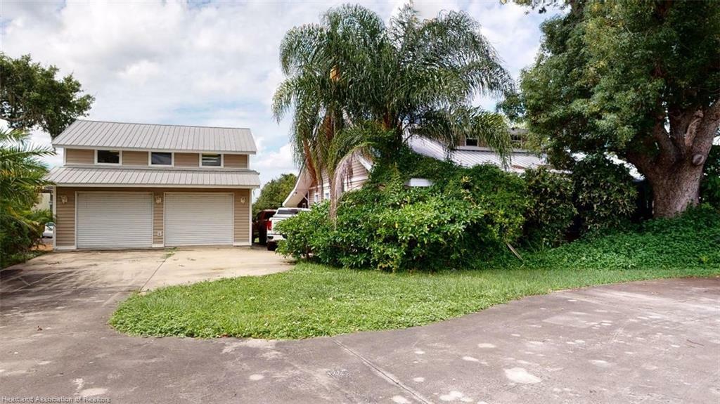 Property Photo:  1571 Lakeview Drive  FL 33870 