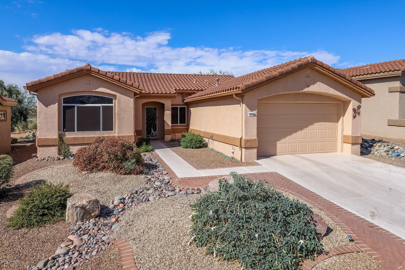 Property Photo:  14175 N Buckingham Drive  AZ 85755 