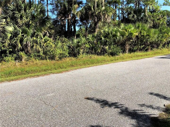 Property Photo: 15122 Rebecca Avenue FL 33953