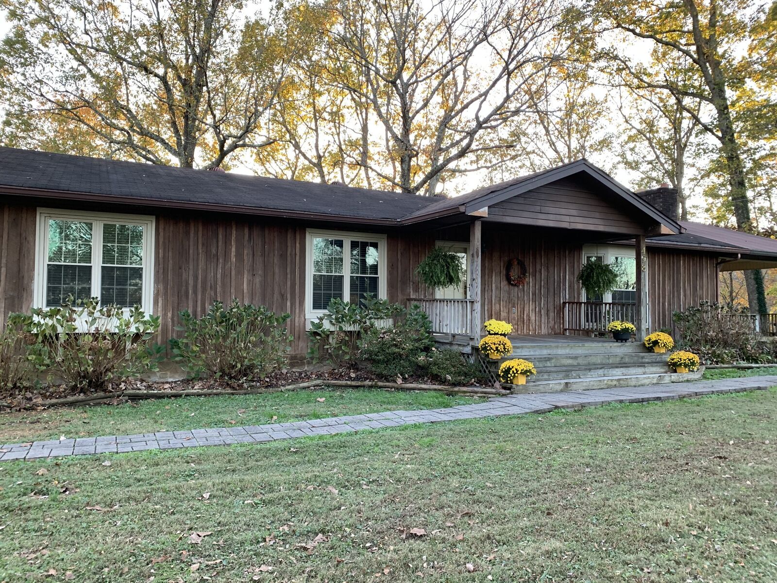 Property Photo: 498 Hopkins Brown Ln TN 38562
