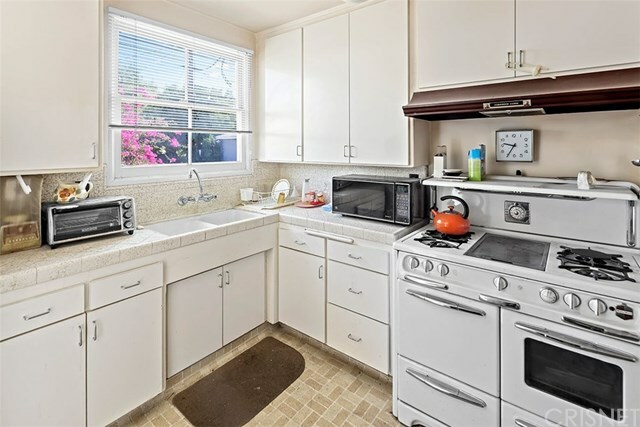 Property Photo:  7724 Westland Avenue  CA 91605 