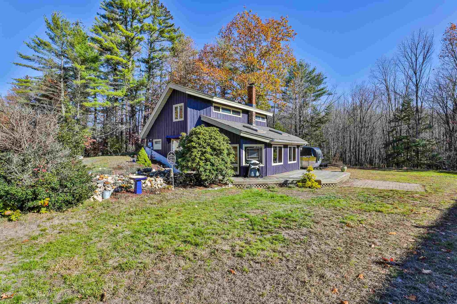 Property Photo:  218 Parker Road  NH 03070 