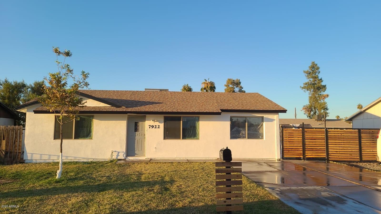 Property Photo:  7922 W Minnezona Avenue  AZ 85033 