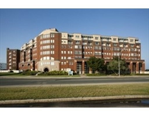 Property Photo: 9 Park Ave 405 MA 02045