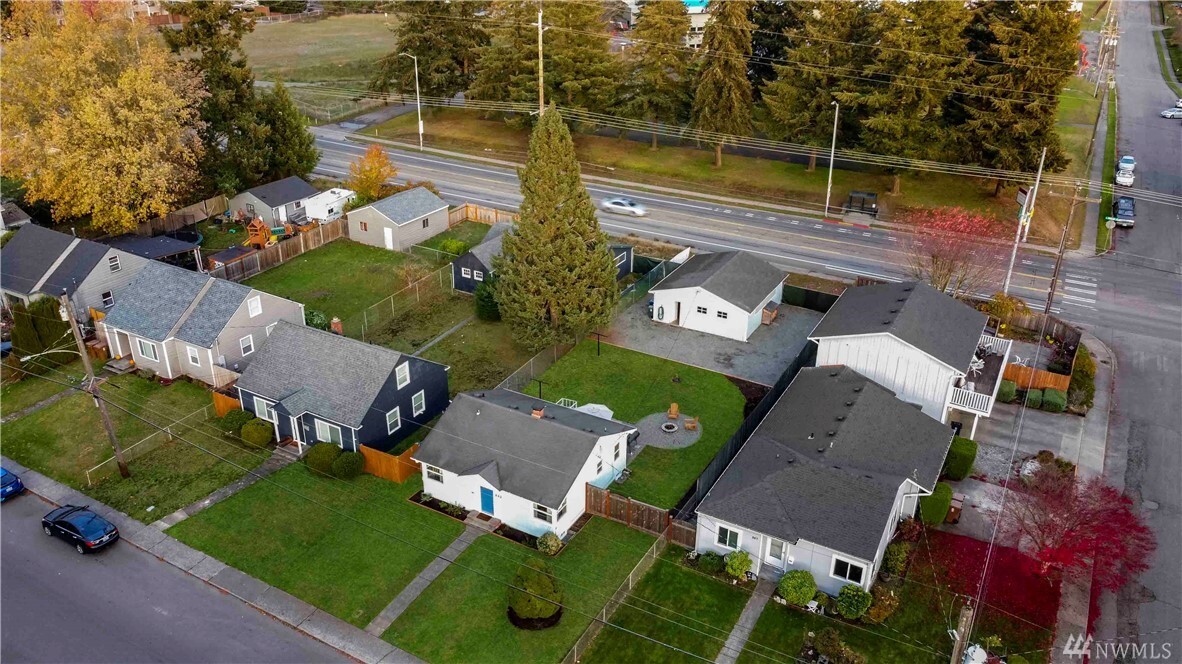 Property Photo: 843 S Hawthorne St WA 98465