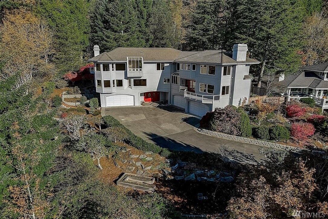 Property Photo: 6330 NE 138th Place WA 98034