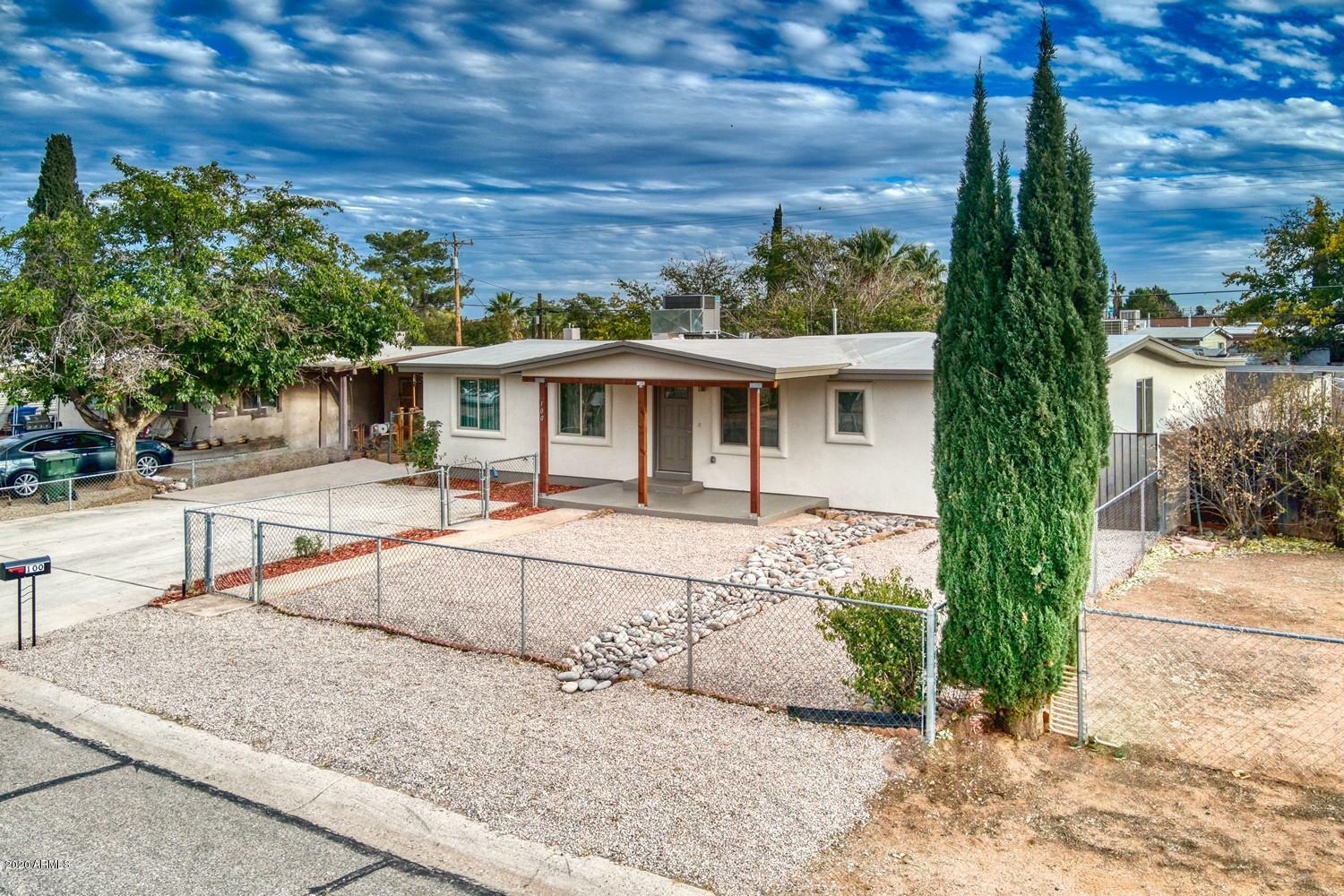 Property Photo: 100 Wolfe Street AZ 85635