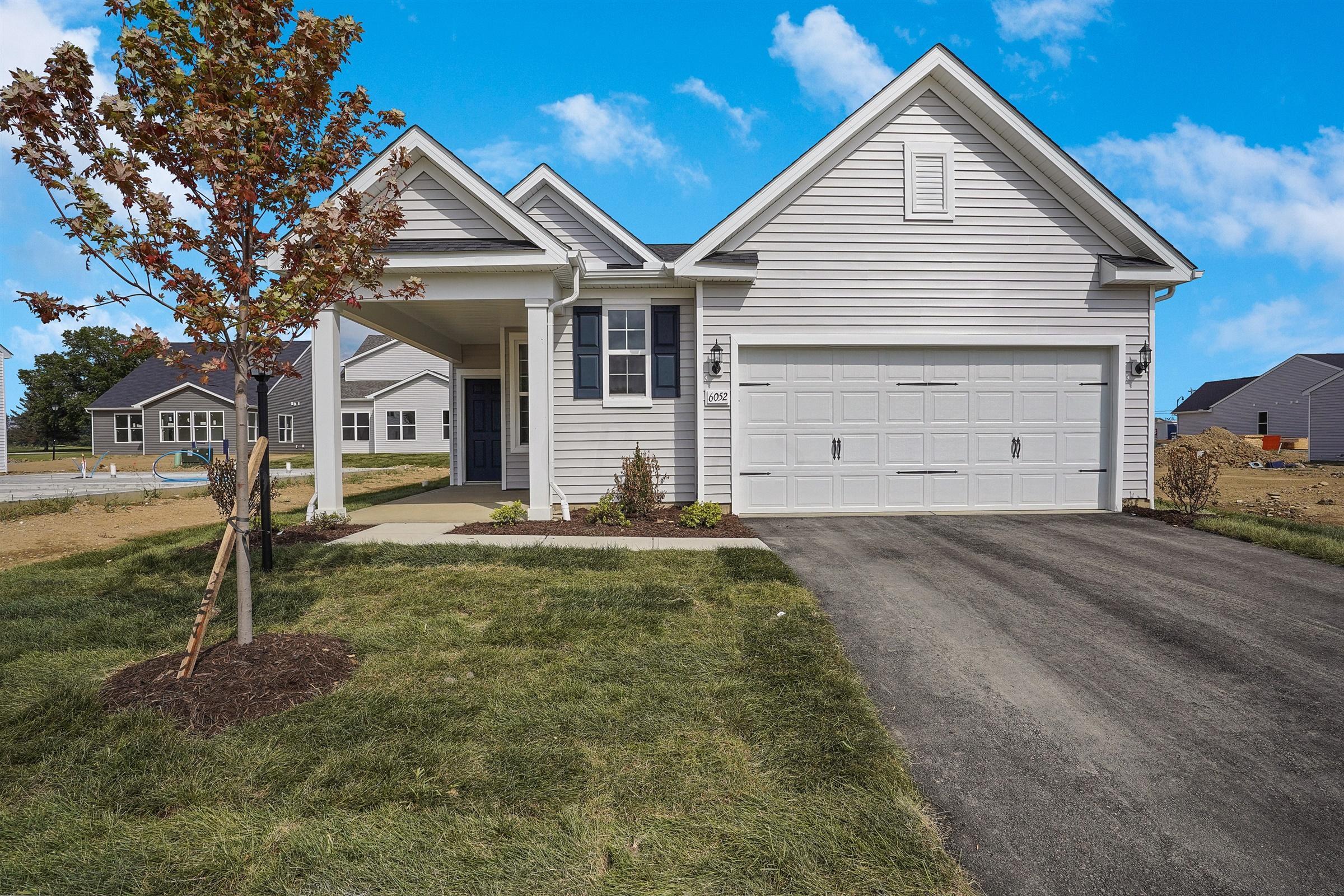 Property Photo: 6052 Lawthorn Drive OH 43081