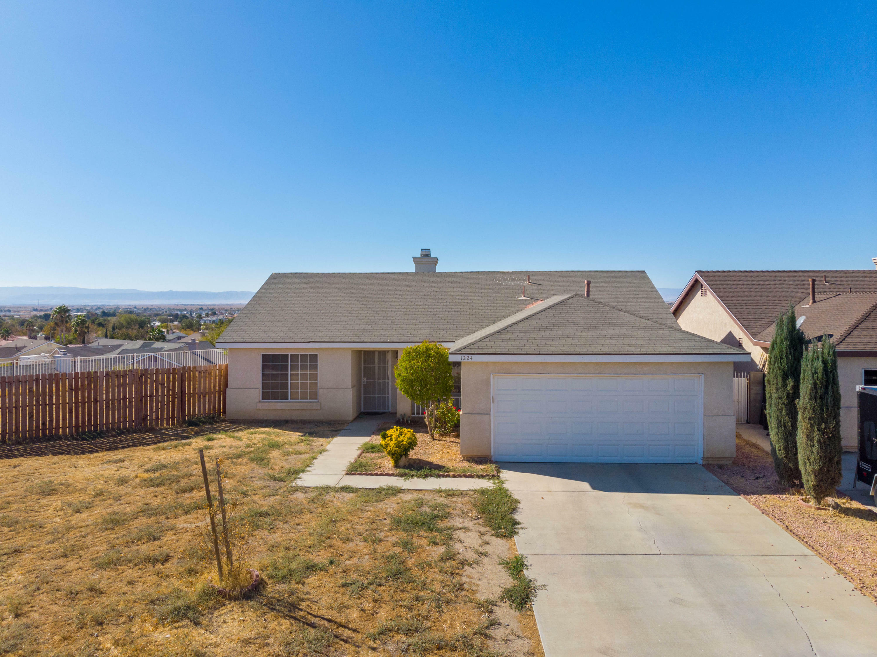 Property Photo:  1224 Wrightwood Court  CA 93560 