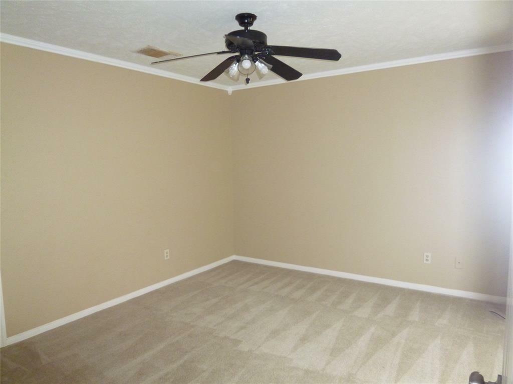 Property Photo:  3 Regency Lane  TX 77088 