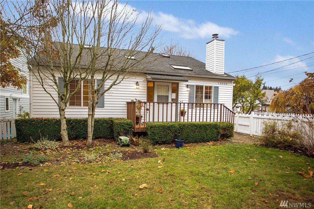 Property Photo: 12033 12th Ave NE WA 98125