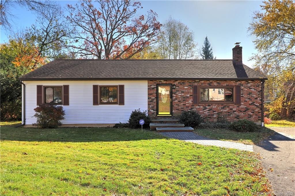 Property Photo:  673 Milford Point Road  CT 06460 