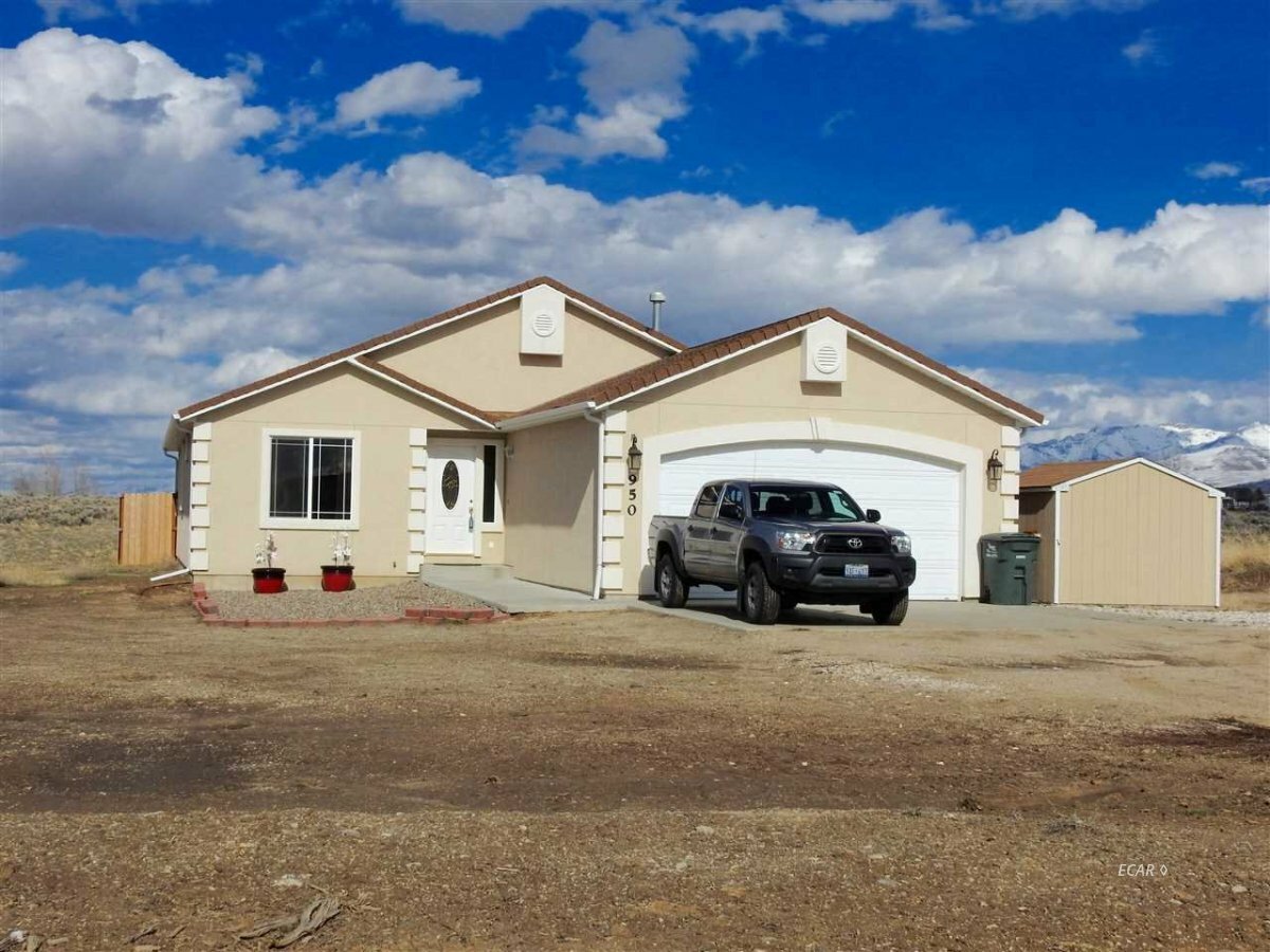 Property Photo:  950 Bronco Dr  NV 89815 