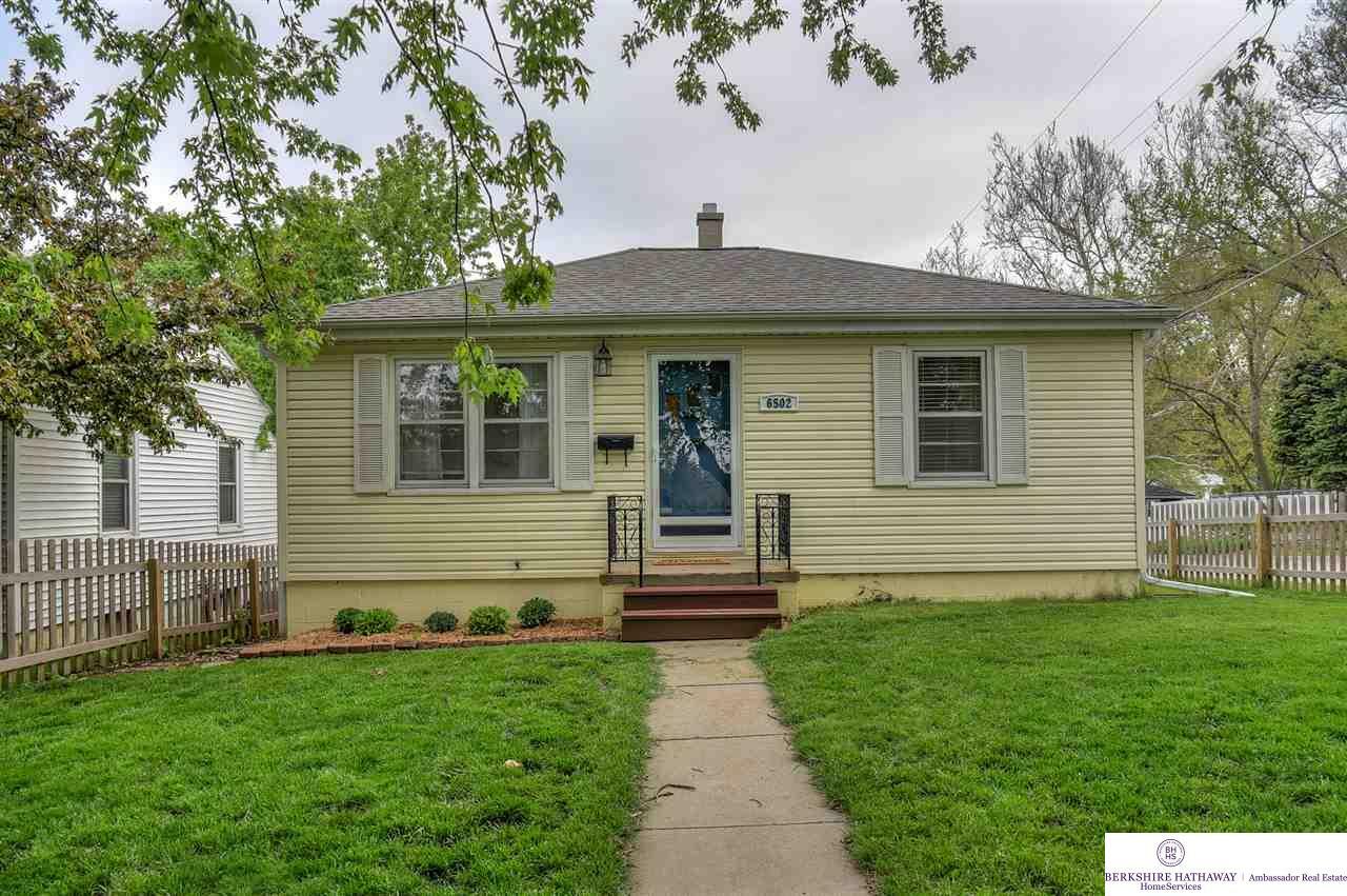 Property Photo:  6502 Seward  NE 68104 