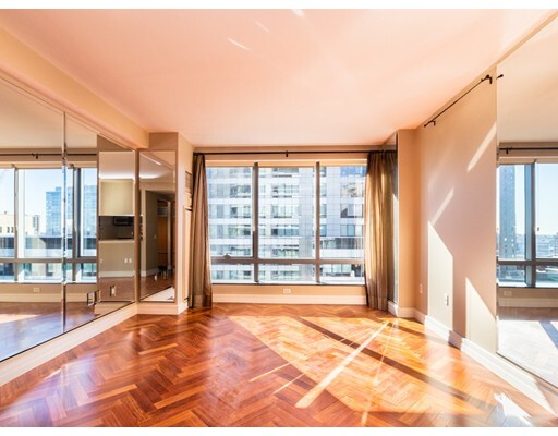 Property Photo:  1 Avery St 17C  MA 02111 