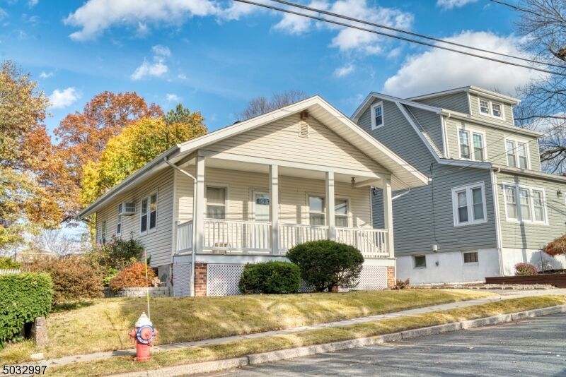 Property Photo: 14 Crescent St NJ 07662