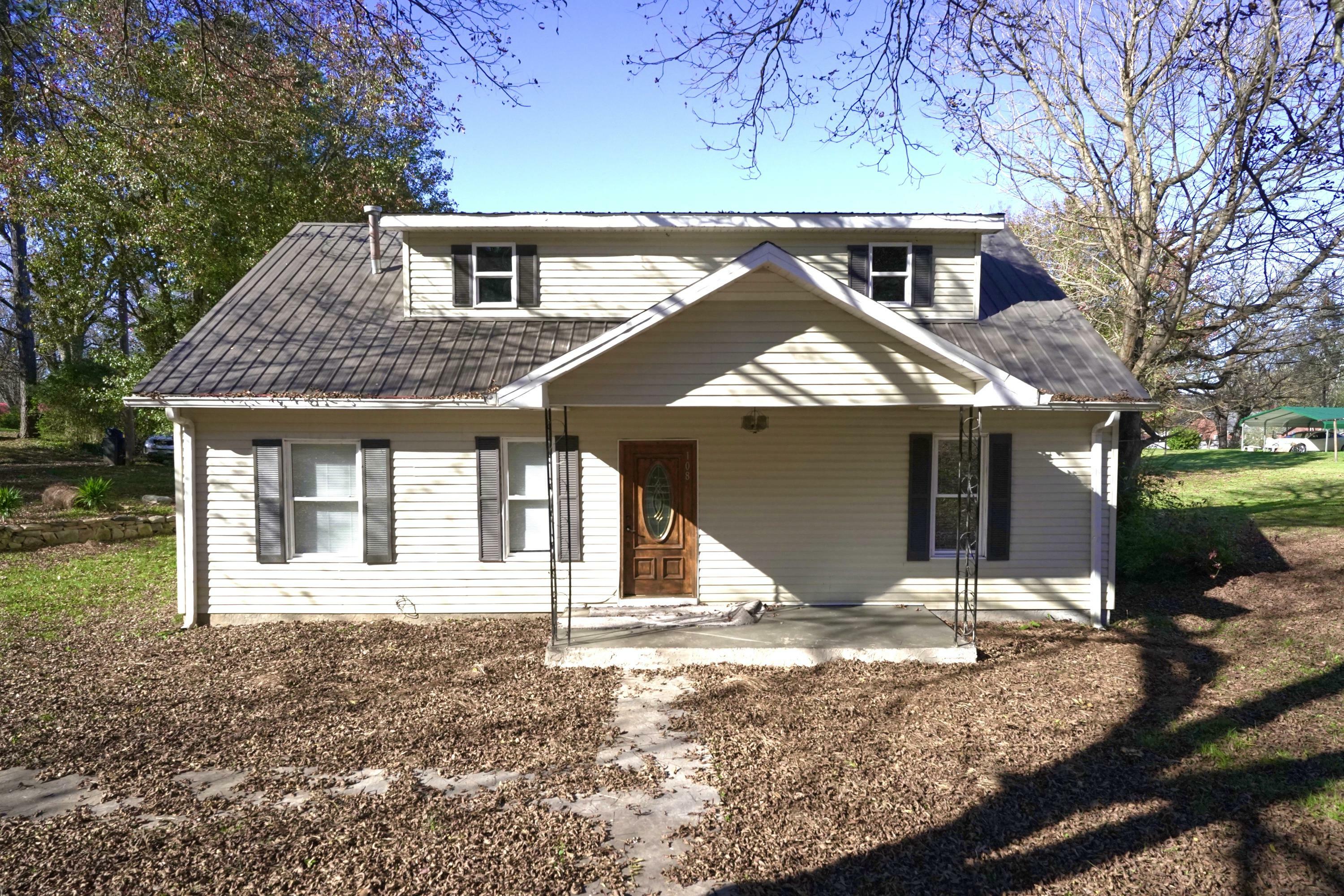 Property Photo:  108 Knox St St  TN 37826 