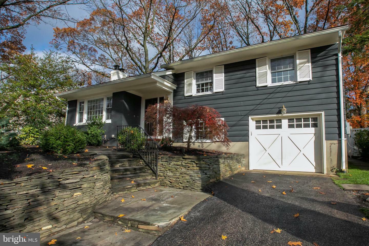 Property Photo:  508 Edgewood Avenue  NJ 08108 