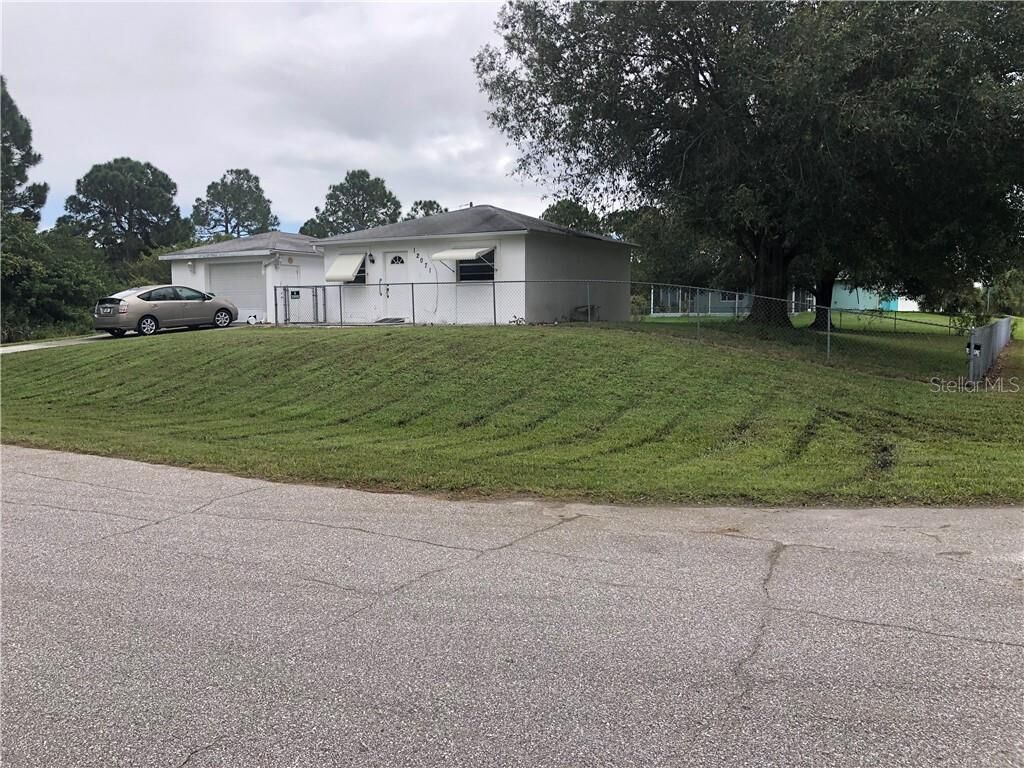 Property Photo: 12071 Diversey Avenue FL 33981