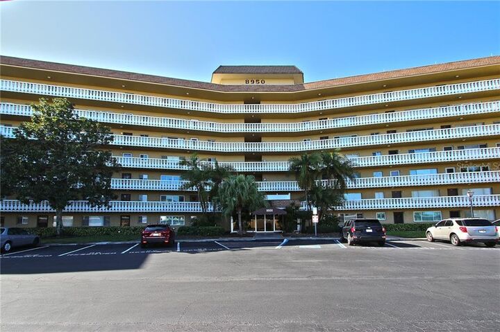 Property Photo: 8950 Park Boulevard 703 FL 33777