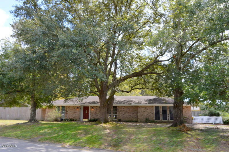 315 Robert Dale Drive  Gulfport MS 39503 photo