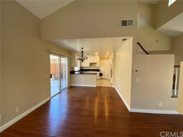 Property Photo:  8 Songbird Lane  CA 92656 