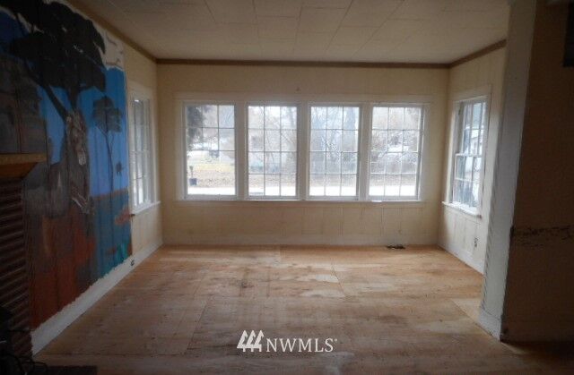 Property Photo: 409 5th Avenue N WA 98840